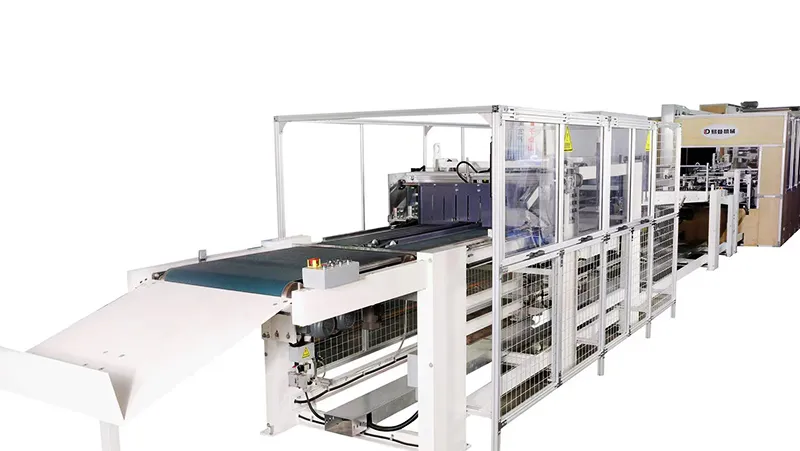 Máquina para formar tubos de sacos de papel valvulados